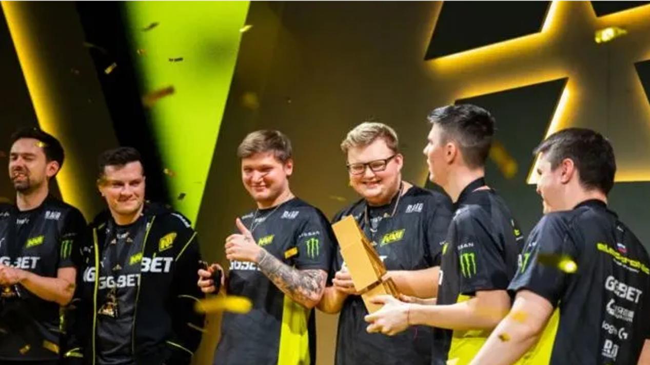 首轮打线的 首轮打线的